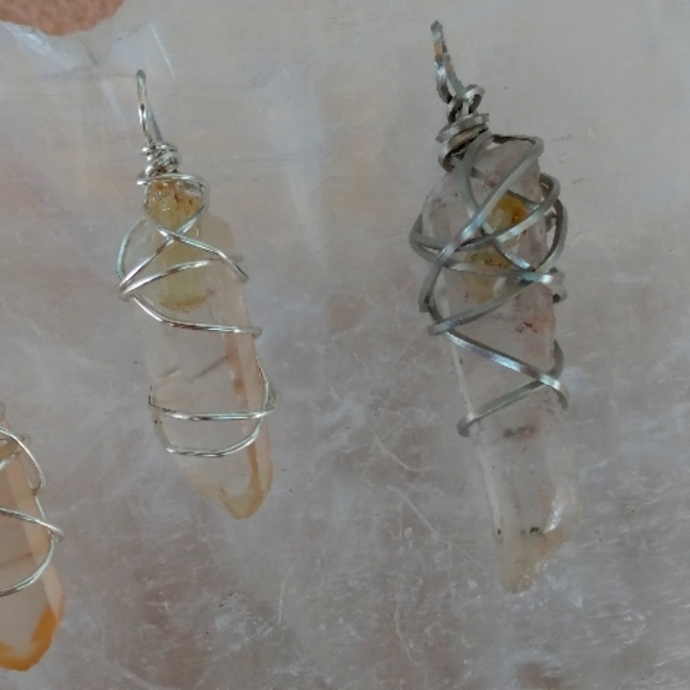Mini quartz pendants with Mexican yellow apatite